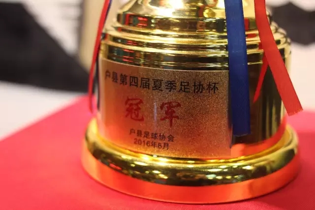 王祉怡带伤逆转辛杜 2-1晋级